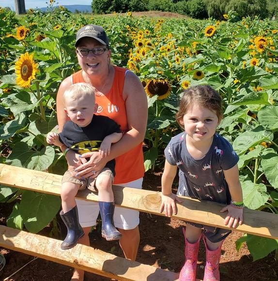 Meet your Posher, Kelly - Picture 1 of 1